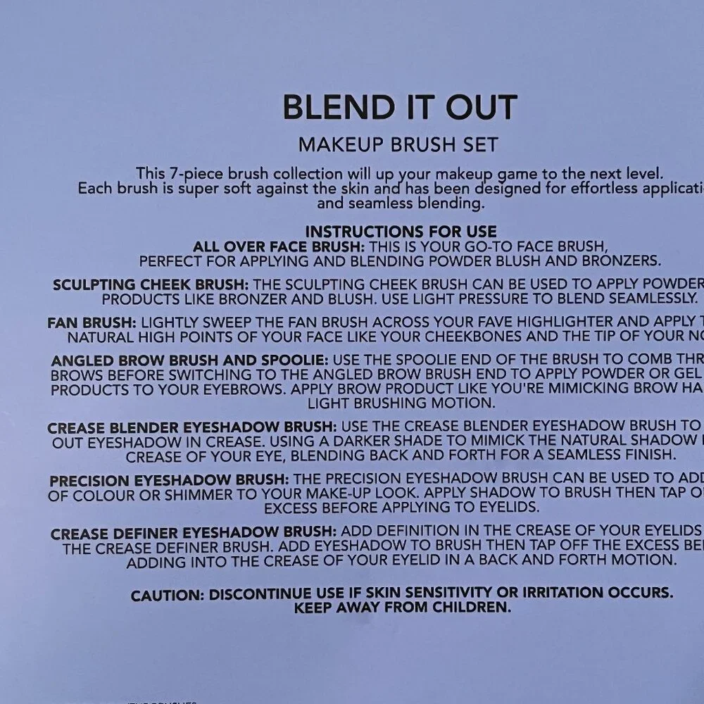 Blending Make Up Brushes. (2 sets / 7 brushes‎ in a set) (NEW) (h/x)